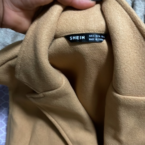 Jacket - Picture 3 of 4